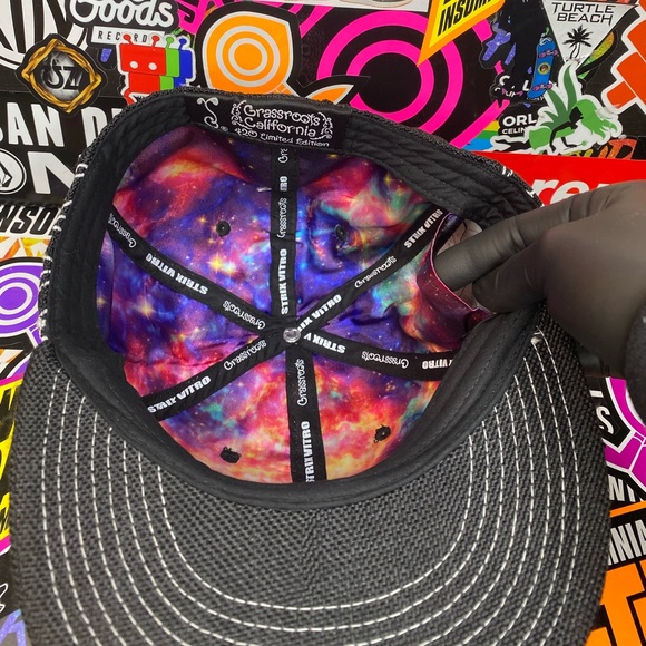 7 1/4 GRASSROOTS OWL GALAXY HAT W/ STASH PCKT - Picture 5 of 5